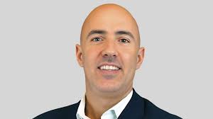 Entrevista: Luis Hierro López