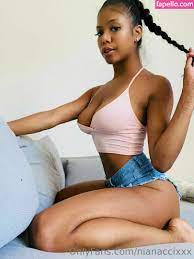 Nia Nacci / naughtynianacci / nianaccixxx Nude Leaked OnlyFans Photo #10 