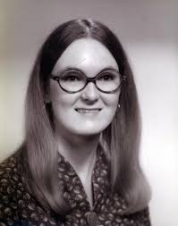 Hollyanne Lowe Obituary