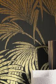Maybe you would like to learn more about one of these? Tapete Voire Gold Von Casadeco Kollektion Belle Epoque Tapete Gold Tapeten Gestreifte Tapete
