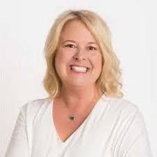 Marcia Cash's Instagram, Twitter & Facebook