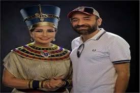 ممثلة مصرية اسمها الحقيقي سوزان أبو طالب. ØµÙˆØ±Ø© Ø³ÙˆØ³Ù† Ø¨Ø¯Ø± Ù…Ø¹ Ø¹Ù…Ø±Ùˆ Ø³Ù„Ø§Ù…Ø© Ø¨Ø§Ù„Ø²ÙŠ Ø§Ù„ÙØ±Ø¹ÙˆÙ†ÙŠ Ø¨ÙˆØ§Ø¨Ø© Ø£Ø®Ø¨Ø§Ø± Ø§Ù„ÙŠÙˆÙ… Ø§Ù„Ø¥Ù„ÙƒØªØ±ÙˆÙ†ÙŠØ©