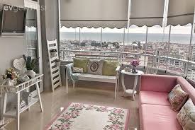 Her Bolumunde Farkli Ambiyansla Zevkli Bir Alan Yesim Hanimin Evi Ev Gezmesi Ev Icin Balkon Tasarimi Balkon Dekorasyonu
