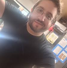 My name is Paul, and I'm an addict 😁 Rack up the onions and pass me the  baguette 🥖🥖