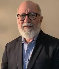 CRESCAT UNA VERITAS em Relações Internacionais