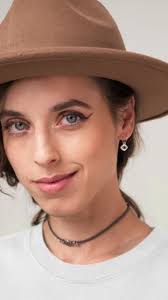 Camiseta Comfort Colors® "Sé tú, el mundo se ajustará", camiseta  inspiradora para mujer, idea de regalo positiva, regalo para mejores  amigas, ámate a ti misma