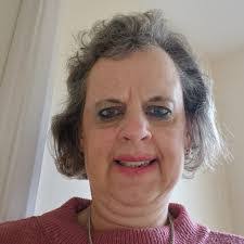 Dawn Lobb's Instagram, Twitter & Facebook