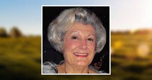 Janis Ramsey's Instagram, Twitter & Facebook