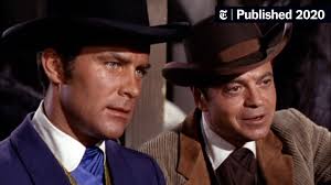 Robert Conrad, Two-Fisted TV Star of 'Wild Wild West,' Dies at 84