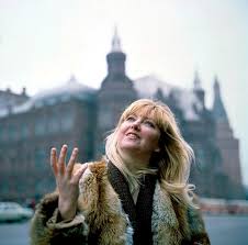W 1970 wydała debiutancki album studyjny pt. Wiek Biografia Maryla Rodowicz Last Fm