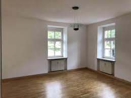 Hochwertige & helle 3 zimmer wohnung mit loggia direkt an den isarauen alle infos zur wohnung. 3 Zimmer Wohnung Zu Vermieten Neumarkterstrasse 6 81637 Munchen Berg Am Laim Mapio Net