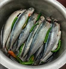 Maybe you would like to learn more about one of these? Dr Nik Yahya Di Twitter Ikan Kukus Rebus Goreng Org Pantai Timur Thailand Memang Suka Makan Ikan Pelaling Kembung Direbus 15 20ekor Hingga Kering Air Rebusan Kemudian Digoreng Selebihnya Disimpan Di Dlm Tupperwear Peti Digoreng Kemudian Makan