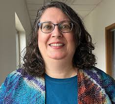 Editor elicits understanding, relationships