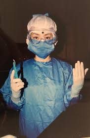 Lady Murasaki 紫👠🇯🇵 on X: Once upon a time, I had a client who had a  fetish for surgical gowns. This is a picture from about 15 years ago.  More...↓ t.cow7USuNnYti t.cooql9qVofwS 