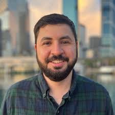 Derrick Darby's Instagram, Twitter & Facebook