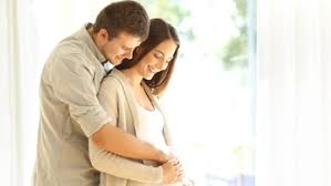 Selama masa kehamilan, posisi bayi di dalam kandungan biasanya akan bergerak berputar ke berbagai arah yang berbeda. 4 Cara Membangun Bonding Dengan Bayi Sejak Dalam Kandungan