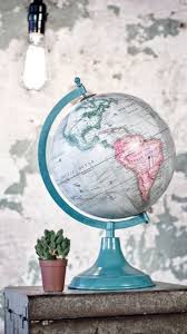 Pin By Flor Cantel On Globo Decoracao In 2020 Globe Decor Globe Globe Art