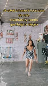 Manuela Oliva: Baila Para Mi