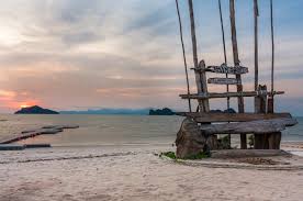 Tanjung rhu resort is near four seasons langkawi, but they are not that similar. Tanjung Rhu Beach Langkawi Imgur