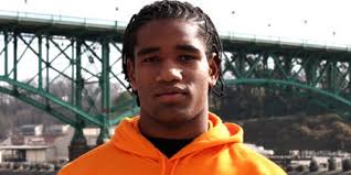 LaTroy Lewis, Tennessee, Edge