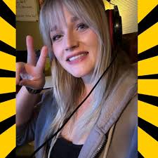 📻⚡️Our Top 10s from 2024 continue with Erica host of The Aura (Thursdays  9am-12pm) Erica's Top 10 Albums of 2024: •Faye Webster