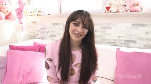 Violet Ren new pissing girl from usa | Porntrex.com ...