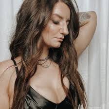 Mallory Bush's Instagram, Twitter & Facebook