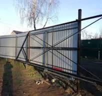 Забор на винтовых сваях, забор на сваях под ключ - забор на ...