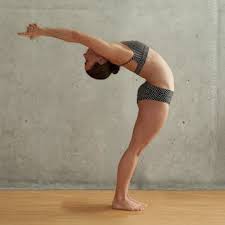 Beautiful Backbend Pic Yogaposes Bikramyoga Bikram Yoga Poses Bikram Yoga Easy Yoga Poses