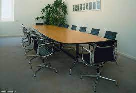 Through their experience with the architectural design and development of training and conference venues, edward barber and jay. Eames Segmented Table By Vitra Stylepark