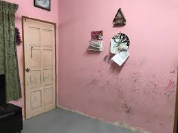 Jika anda tak menemukan motif keramik yang sesuai keinginan, anda bisa menggunakan hiasan kediaman dengan aneka motif dan pola yang bisa disesuaikan menurut konsep ruangan rumah anda. Renovate Rumah Dengan Modal Rm2 000 Dalam Masa 24 Jam Power