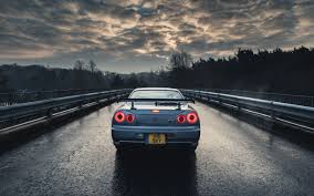 Get all of the details about the features and styling of this performance supercar. Skyline Car Wallpaper Phone