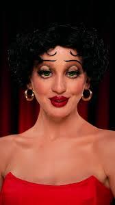 Betty Red's Instagram, Twitter & Facebook