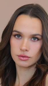 Discover Stunning Madison Grey Contact Lenses