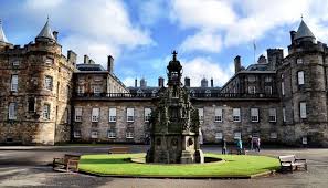 Por su parte escocia llega con la necesidad de ganar tras perder 7 amarillas. Que Visitar En Edimburgo La Capital De Escocia 12 Lugares De Interes