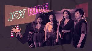 物化男性，针对白人”？亚裔新片《兜风》（Joy Ride）翻转好莱坞低俗喜剧中的性别和种族凝视– Wainao