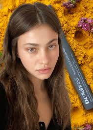 Novi trend: korejski „rumeni nokti“ zavladali su internetom