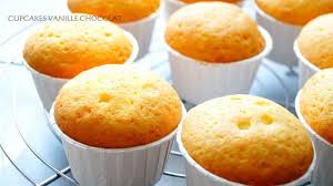 Cupcakes Vanille Chocolat Facile Rapide Aux Delices Du Palais Recette Cupcake Facile Cupcake Facile Gateau Halloween Facile Et Rapide