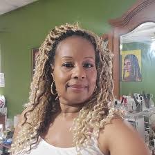 Nemoyer Flowers's Instagram, Twitter & Facebook