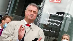 Aug 10, 2021, 04:07 pm ist. Gdl Chef Weselsky Droht Mit Noch Langeren Streiks