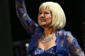 Televizyon ekranlarında yılbaşı heyecanı yaşanıyor. 9bevp54dy Uo M