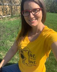 Laura Holler (@laurahollerwellness) • Instagram photos and videos