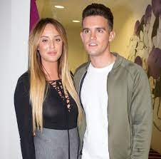 5′ 5½ height in meters: Charlotte Crosby Bio Net Worth Boyfriend Dating History Age Nationality Family Parents Height Measurements Siblings Tattoos Shows Books Gossip Gist