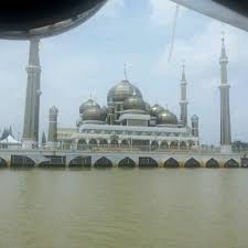 Pada dasarnya tamadun islam banyak dipengaruhi tamadun arab. Photos At Tasik Pahlawan Taman Tamadun Islam Historic Site
