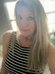 Brenda Chadish's Instagram, Twitter & Facebook