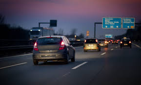 Fit In Den Urlaub Fahren Online Test Tipps Gegen Mudigkeit Beim Autofahren Acv