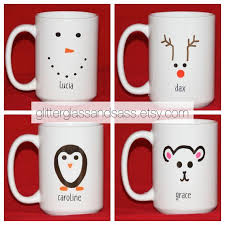 Articles Similaires A Mug Personnalise Bonhomme De Neige Ensemble De 4 A 7 Noel Kids Party Favors Hotesse Diy Christmas Mugs Christmas Mugs Christmas Diy