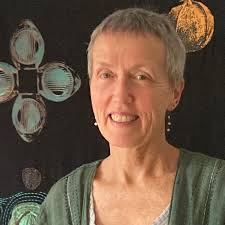 Tie dye tutorials and online course available