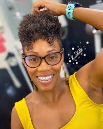 💛Hey!!! Sis....S M I L E...Like your hair depended