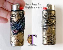 Skull Lighter Sleeve Lighter Case Skull Lighter Handmade Lighter Cover Lighter Cover Polymer Clay Lighter Case Skull Unique Lighter Case In 2020 Skull Light Lighter Case Lighter
